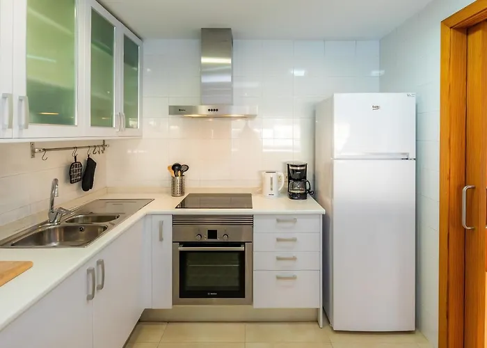 Piso Claudia 포엔샤 항구