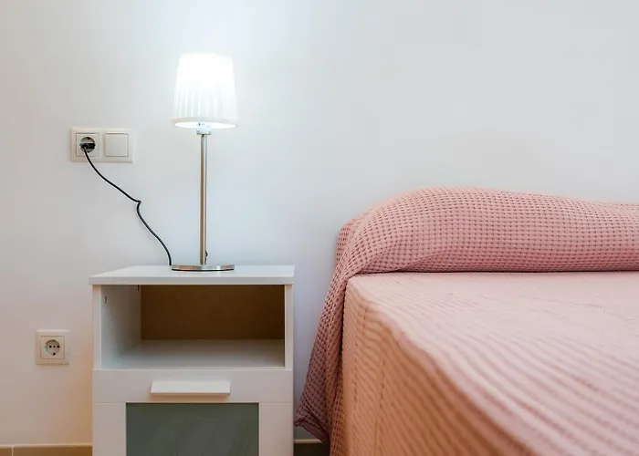 Piso Claudia * 포엔샤 항구