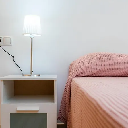 Piso Claudia * 포엔샤 항구