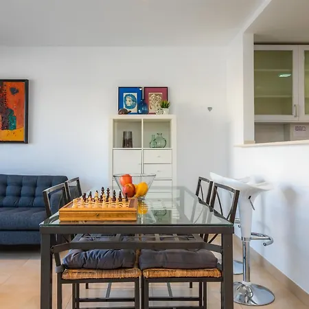 Piso Claudia Apartment *